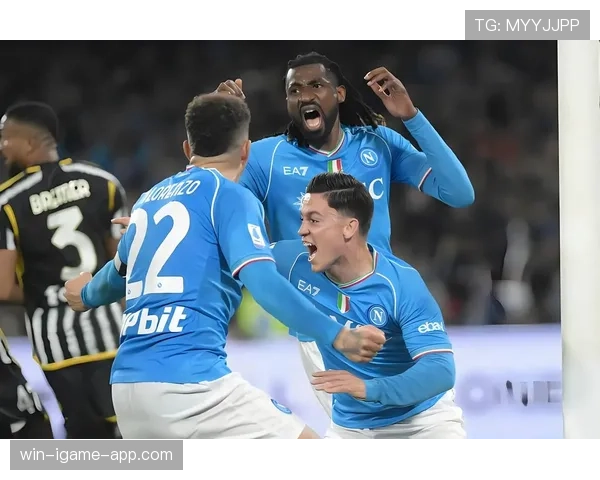 那不勒斯近期表现能否支撑其重回巅峰，争冠形势引关注